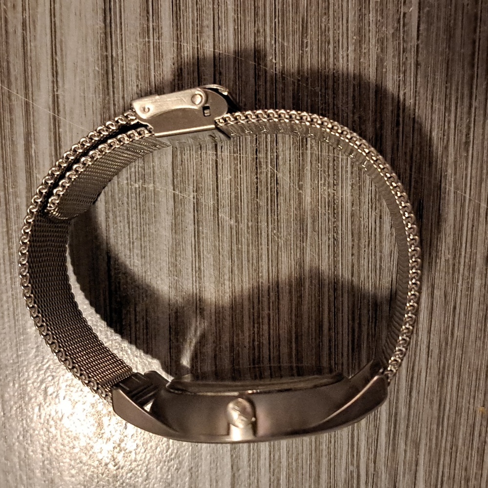 Watch - Picture 2 of 5